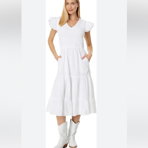 White vineyard vines dress! *great for summer bridal shower or country concert - Picture 3 of 10